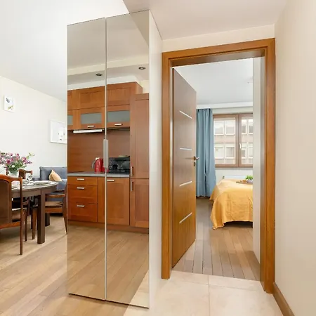 Centrum Krakowa Piekny Z Balkonem By Rent Like クラクフ